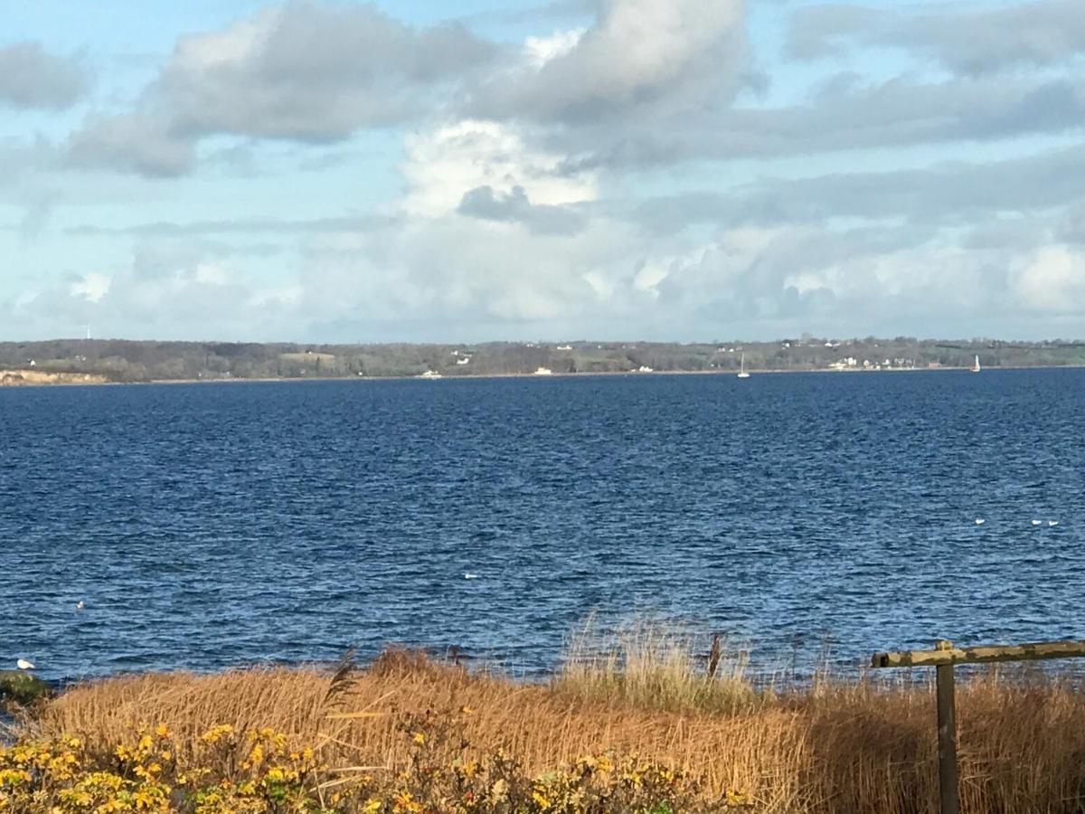 Strandblick Mit Strandkorb & Fahrraedern Gluecksburg Luaran gambar